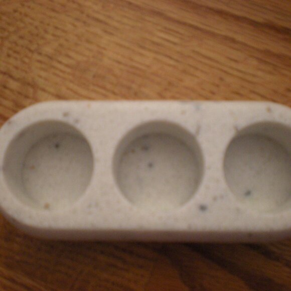 doTERRA branded Terrazzo Trio Essential Oil Stand - holds 3 EO bottles - Picture 2 of 3